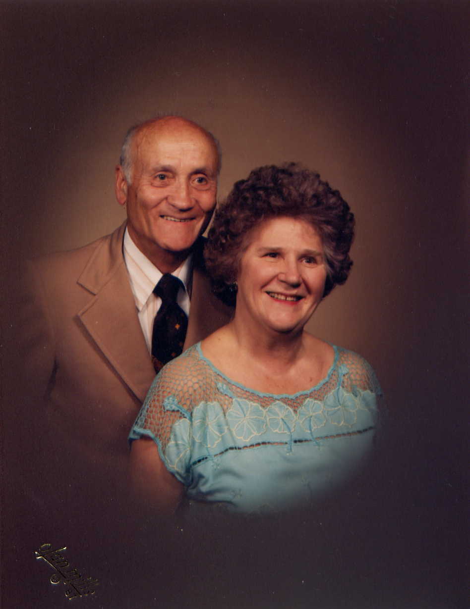 88-Phyllis&Don.jpg (48738 bytes)