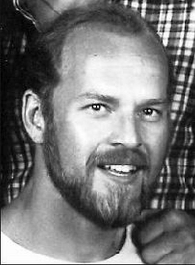 don_young-1.jpg (77550 bytes)